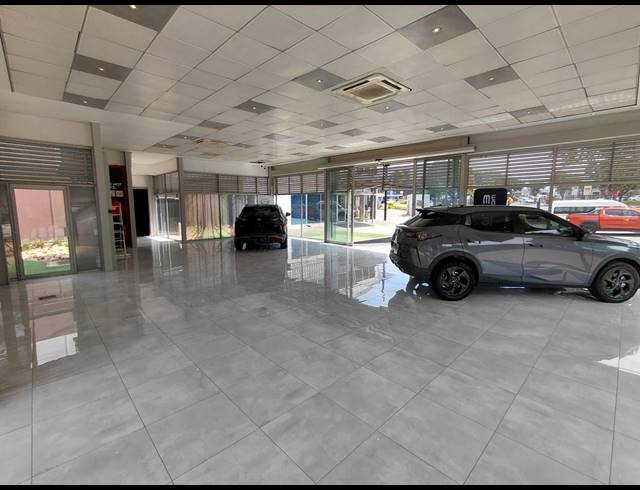 5,599M² OFFICE TO LET IN RANDJESPARK